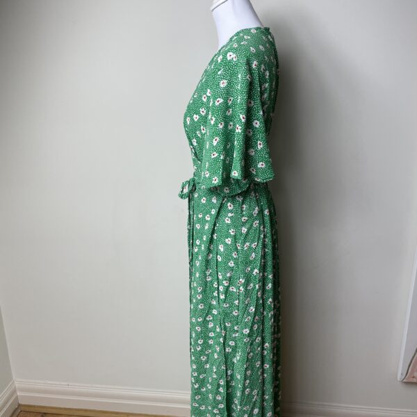 Green Short Sleeve Dipped Hem Wrap Dress