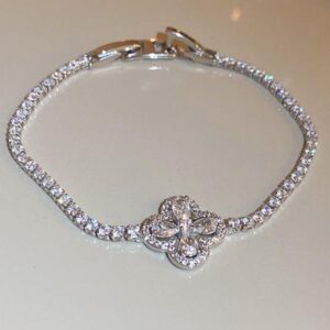 Envy Cubic Zirconia Clover Bracelet in Silver